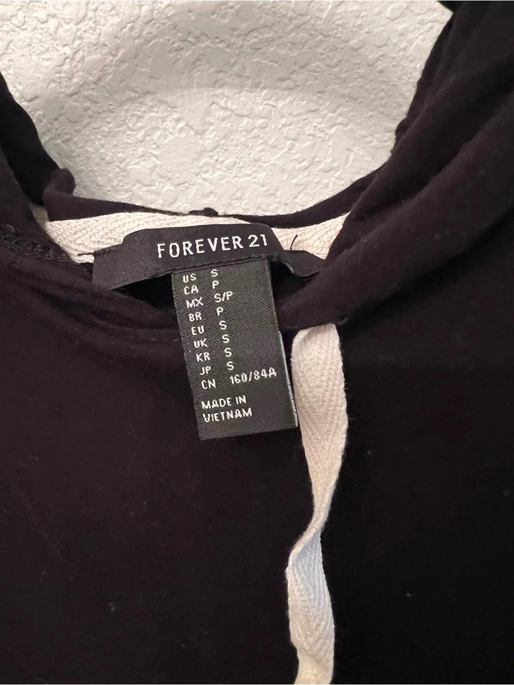 ✨ 5/$25 ✨ Forever 21 Black Hoodie